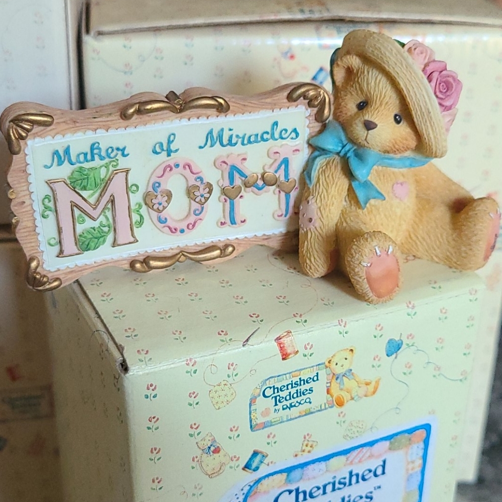 Vintage 1997 Cherished Teddies